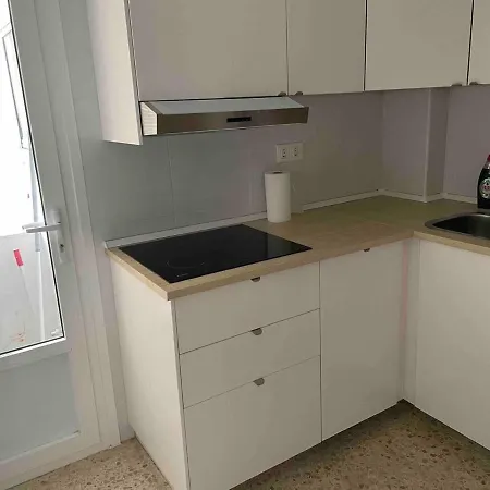Renovated And Newly Furnished 3 Bedroom Apartament